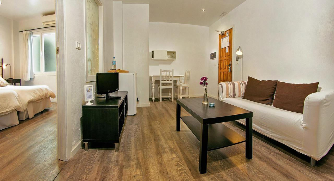 Apartamentos Adjovimar 로스 야노스 데 아리다네 외부 사진